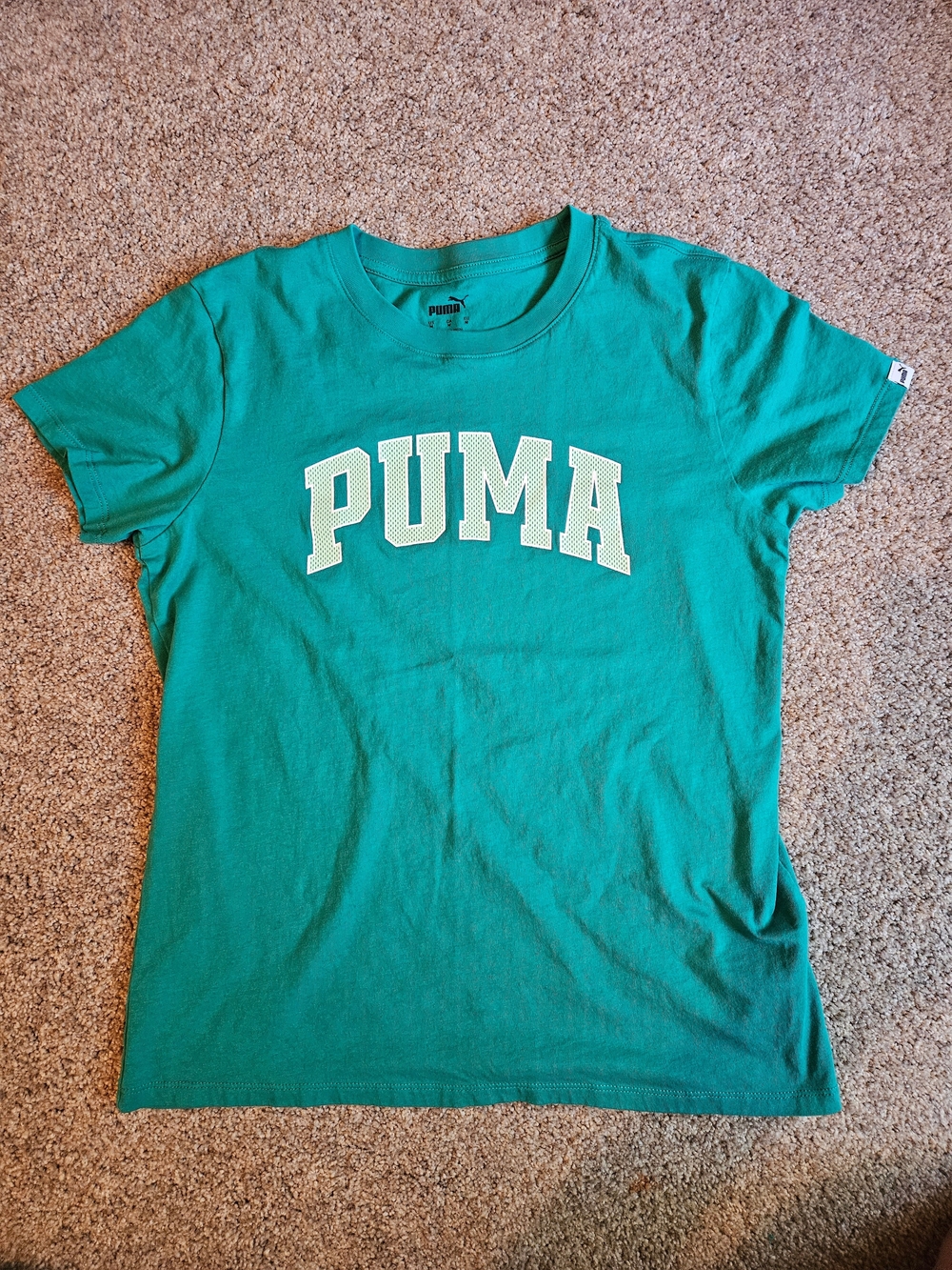 NWOTs Women's Puma Short Sleeve Logo Tee